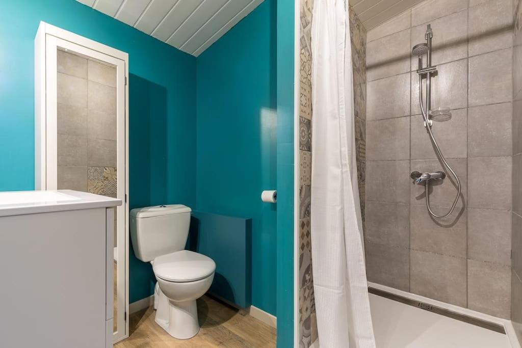 Grande Maison Avec Et Sans Vis-a-vis Laglorieuse